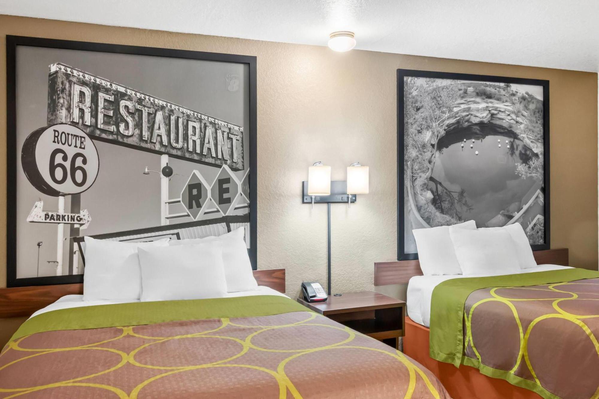 Super 8 By Wyndham Santa Rosa Ξενοδοχείο Εξωτερικό φωτογραφία