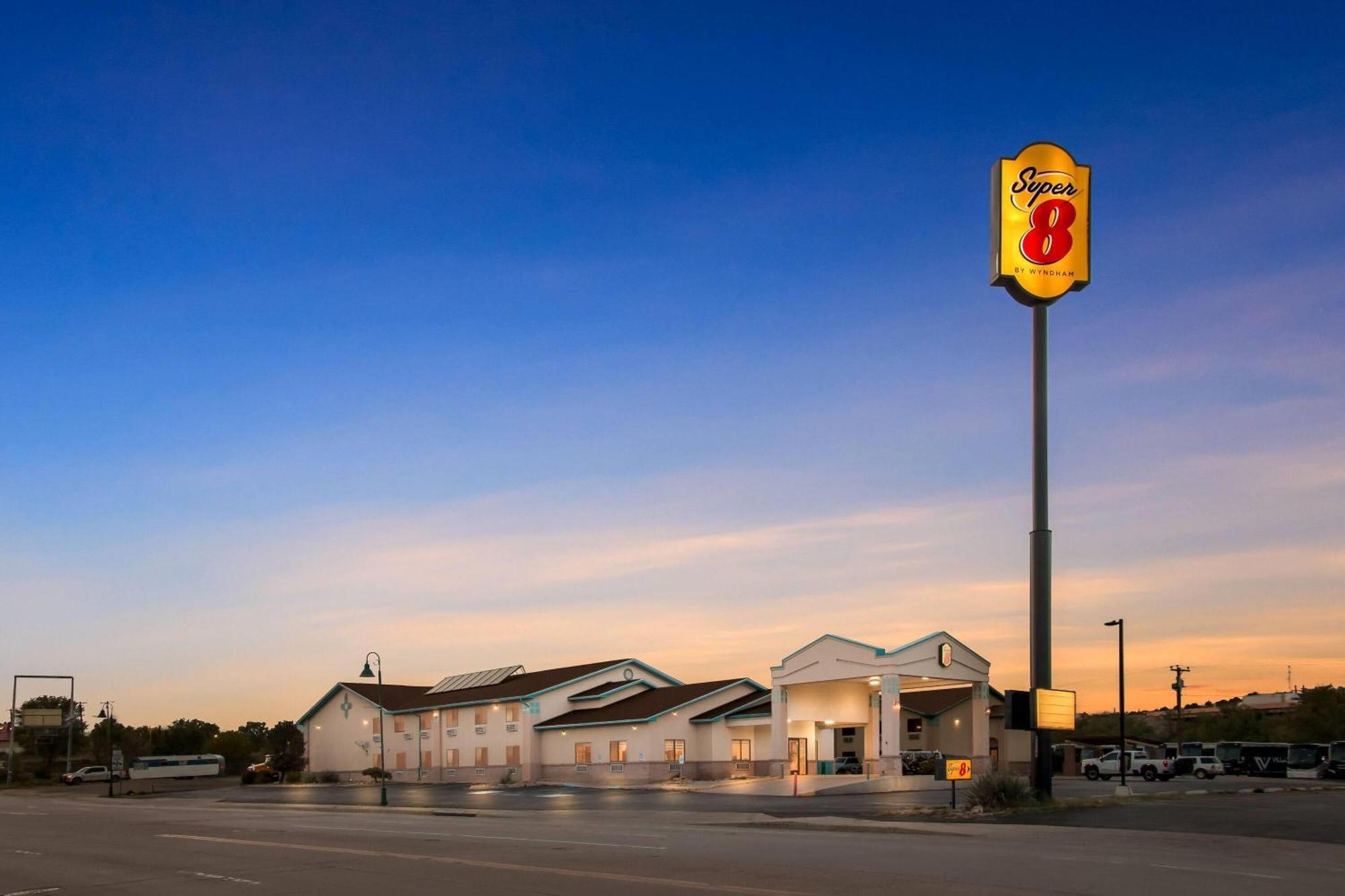 Super 8 By Wyndham Santa Rosa Ξενοδοχείο Εξωτερικό φωτογραφία